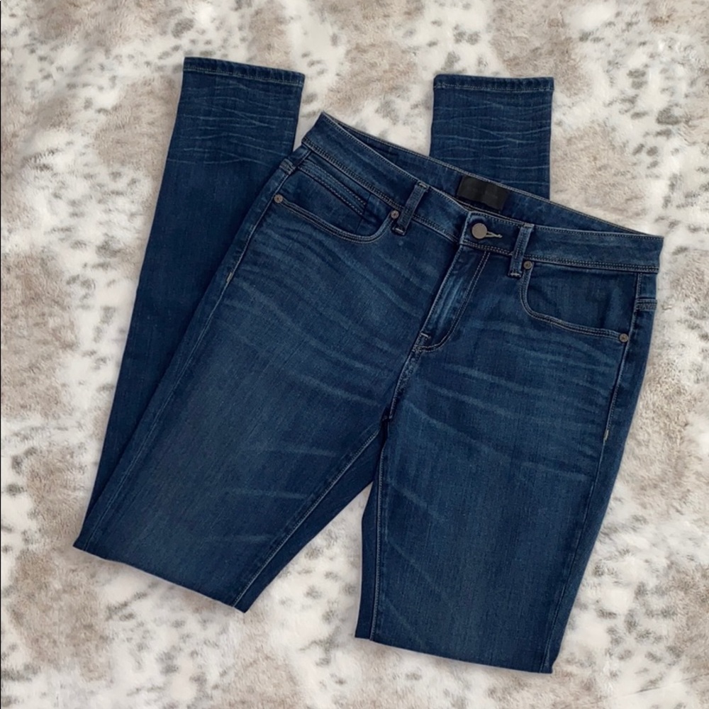 Buckle Black Skinny Jeans Fit No. 76 Size 29x34